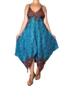 Vestido de copas y acabados en picos - Imagen 2